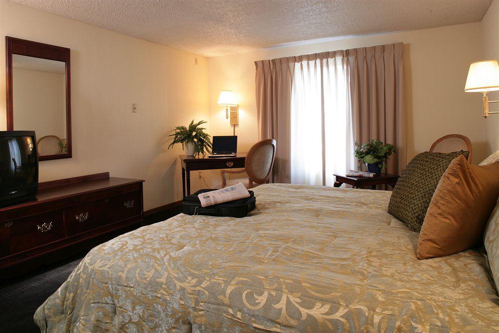 The Foothills Inn Rapid City Szoba fotó